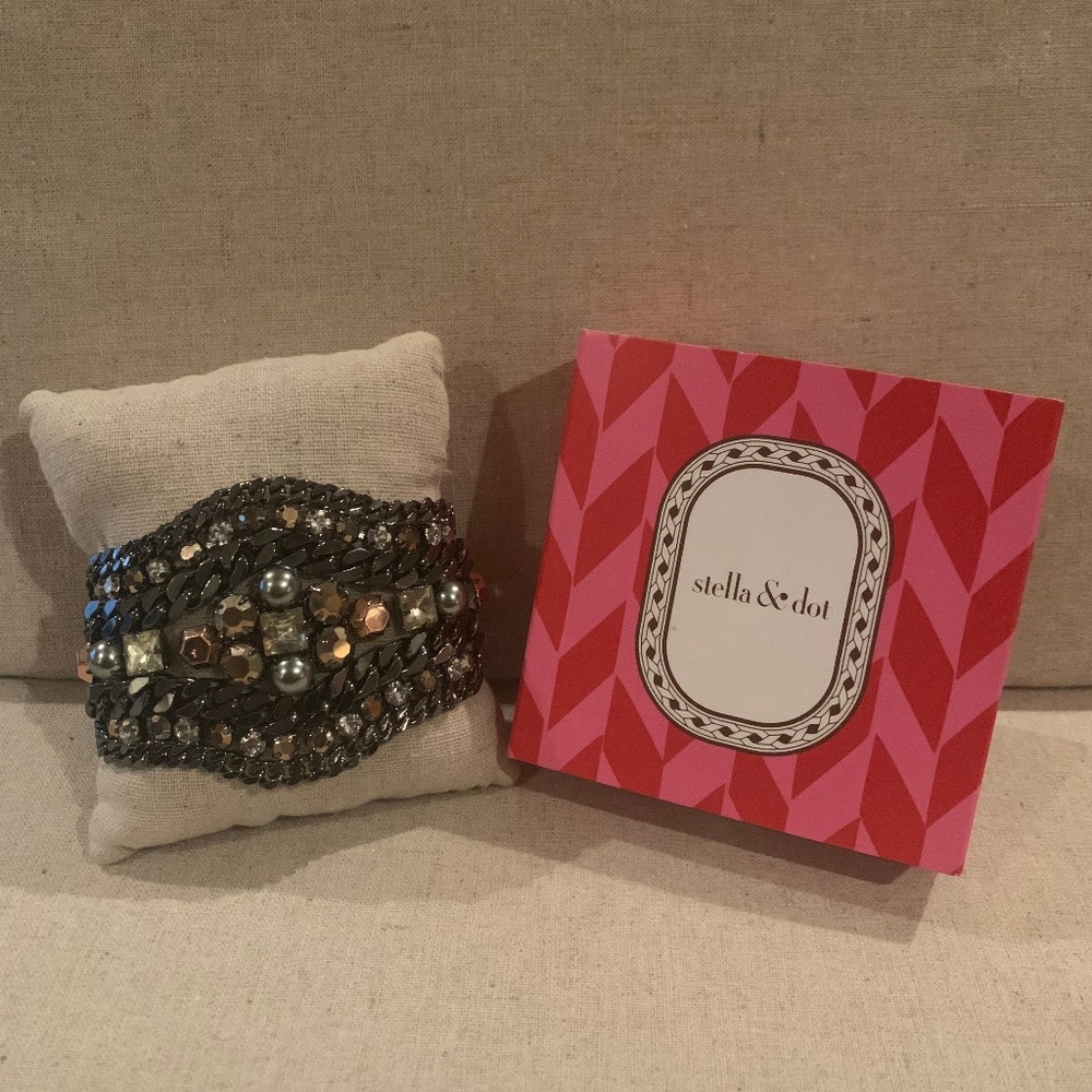 Stella & Dot Kahlo Bracelet